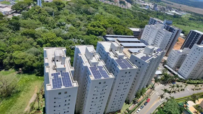 Jd. das Indústrias-Apto Mobiliado de 48m2 com 2 quartos+armários, coz.plan, 1 vg gar, s.fe