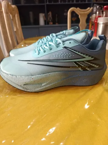 Tênis de corrida Aoplus 42
