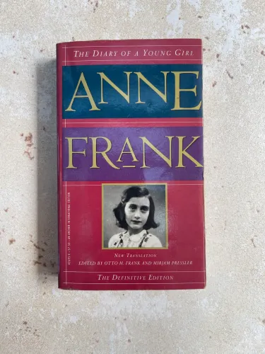 Livro The Diary Of Young Girl Anne Frank