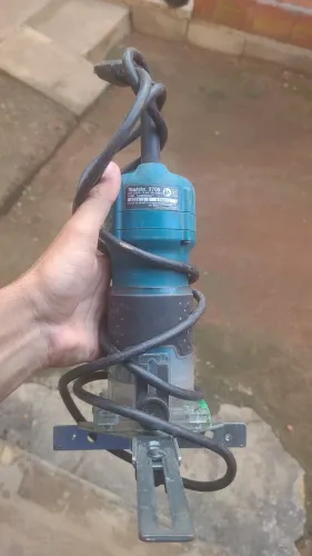 Tupia makita