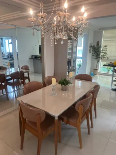 Conjunto sala de jantar 