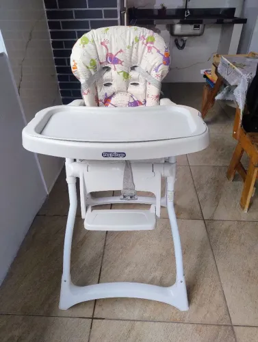 Vendo cadeirinha de alimentação