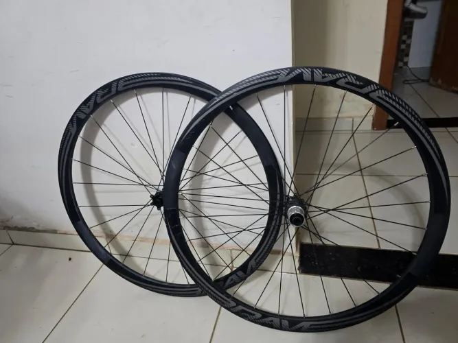 Vende-se para se rodas de alumínio