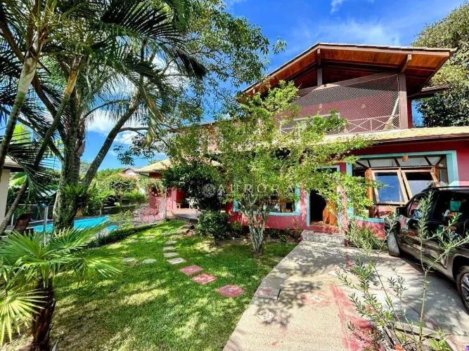 Casa com 5 dormitórios, 276 m² - venda por R$ 3.250.000,00 ou aluguel por R$ 18.142,00/mês
