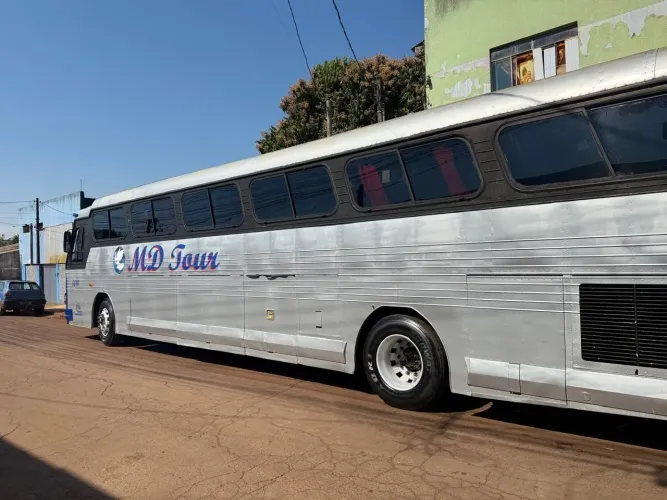 Scania K/113 CL 4x2 360CV, Cometa Dino