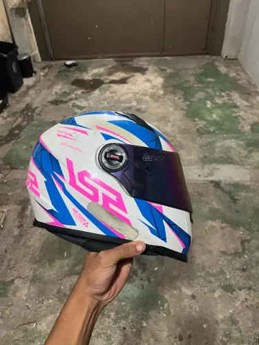 Capacete LS2 Semi-Novo com Viseira Iridium