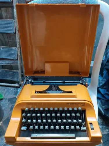 Máquina de datilografia