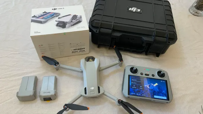 Drone DJI mini 3 Standard com tela