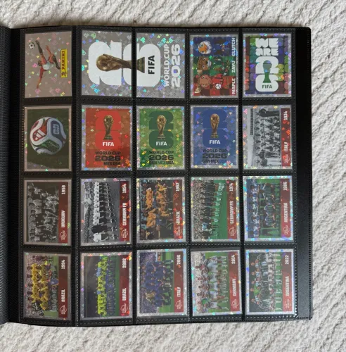 Álbum completo Copa 2026, com 80 Legends, mais 48 escudos, 14 Coca.