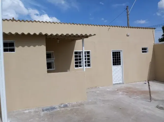 Urgente! Casa setor oeste Gama,nova reformada, quadra 01 aceito trocas volto diferença