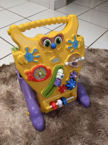 Andador bebê interativo