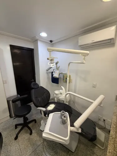 Alugo Turno / Diária Consultório Odontológico Itaigara