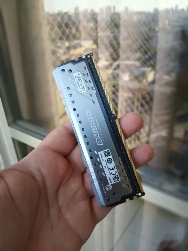 16GB RAM Ballistix RGB 3000MHz