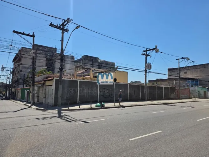ATENDE PARA FINS COMERCIAIS / RESIDENCIAL  CASA + LOJA JUNTAS AV. PRES. KENNEDY