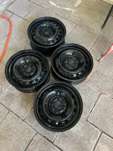 VENDO 4 RODAS DE CARRO (leia a descrição)