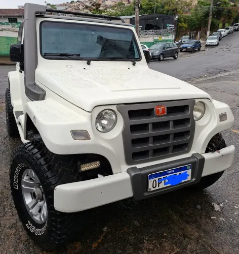 Troller T-4 4X4 3.2 TGV TDI Cap. Rígida Diesel 2013