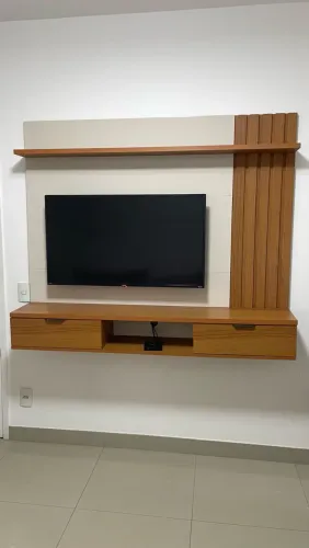 Vendo painel de TV 250,00