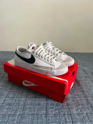 Tênis Nike feminino 