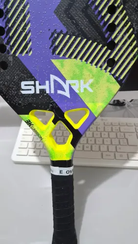 Raquete Beach Tennis Shark Monster Pro - Carbono 3K, EVA Soft Pro