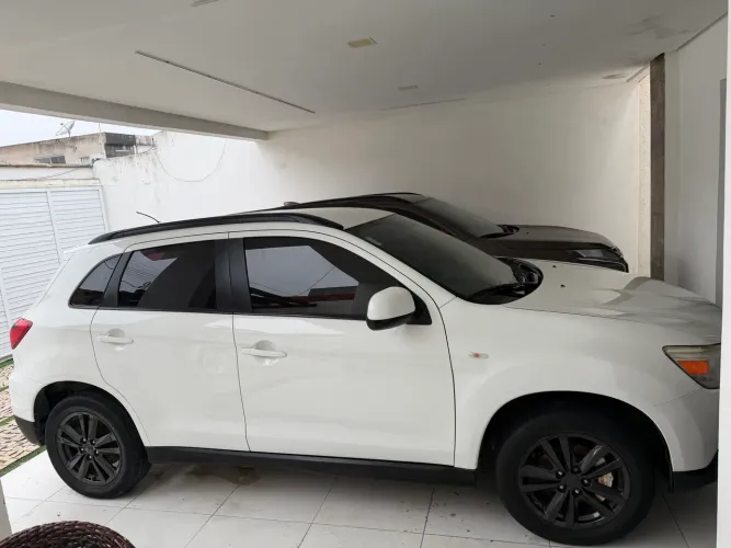 Mitsubishi ASX 2.0 16V 160cv Aut. 2012
