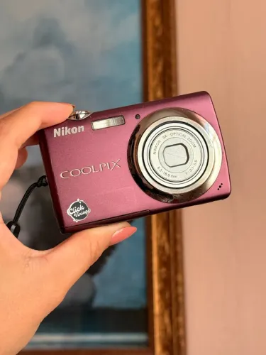 Câmera Coolpix S220