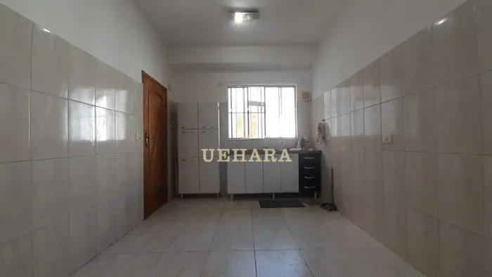 Casa térrea de 2 dormitórios para alugar na Vila Baruel!