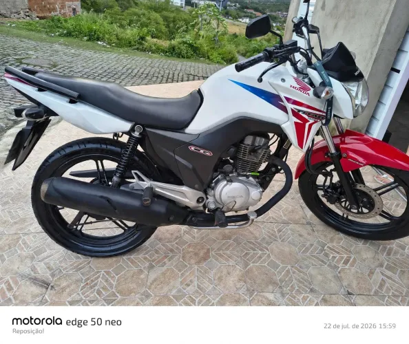 Titan 150 ano 2015