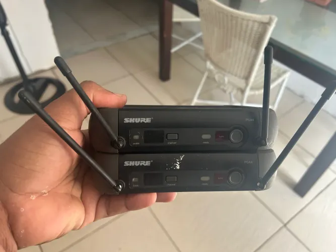 Shure wireless receiver L5 e H6