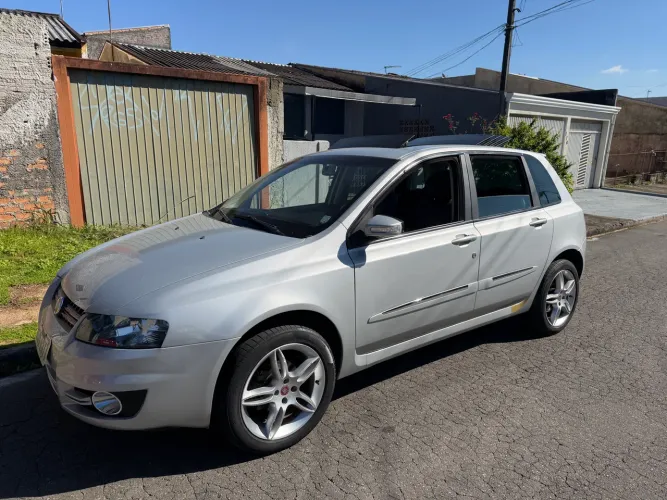 Fiat Stilo Dualogic 1.8 Sporting Flex 8V 5P 2009