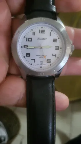 Relógio oriente quartzo modelo flyeger em ótimo estado