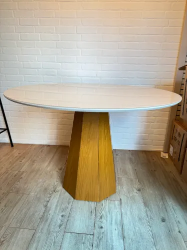 Mesa de jantar p/4 cadeiras
