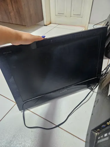 TV para retirada de peças