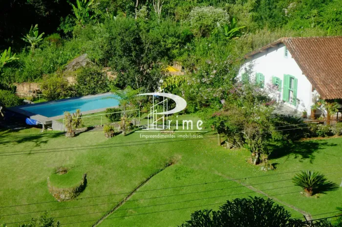 Sítio com 67.000 m², Nascente e SPA Natural em Teresópolis R$ 1.800.000