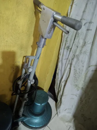 Enceradeira semi novo