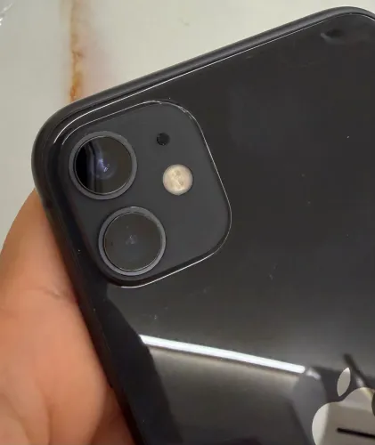 IPhone 11 - preto 