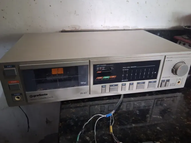 Tape deck gradiente sem testar