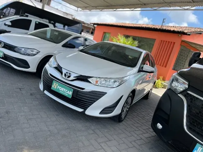 Toyota Yaris XL Live Sedan 1.5 Flex 16V 4P AUT 2022