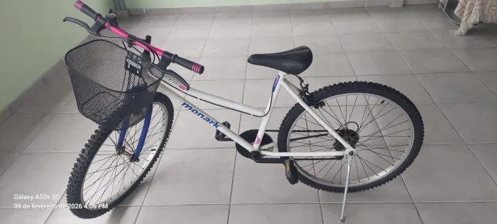 Bicicleta Feminina Monark