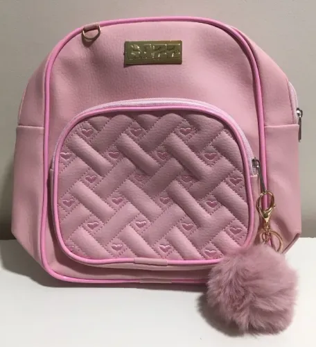 Mochila Pequena Feminina Gazz com Pompom Rosa - NOVA