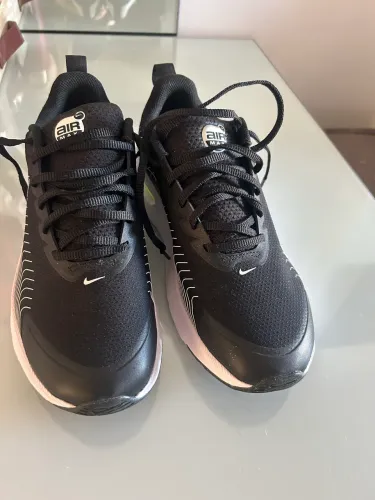Oportunidade de ter um tênis masculino Nike Air Max 