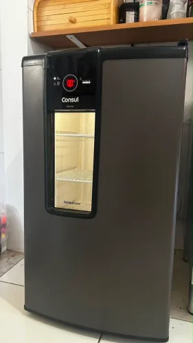 Vendo cervejeira Cônsul Titanium