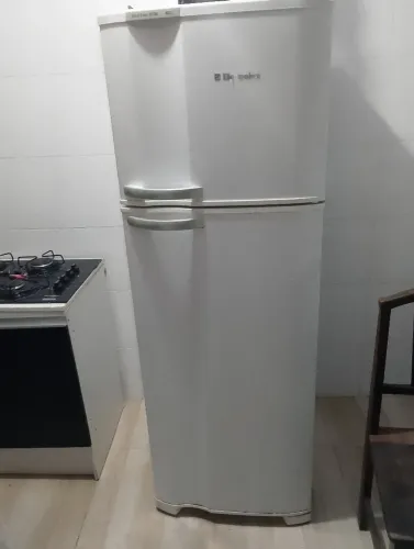 Eletrolux Frost Free DF38