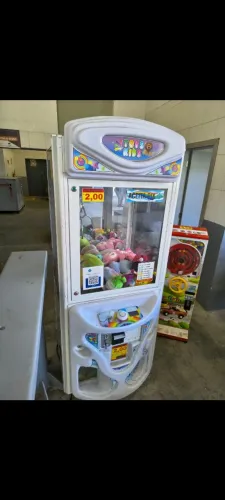 Máquina de Pelúcias tipo Grua (última maquina disponível) VENDING Machine