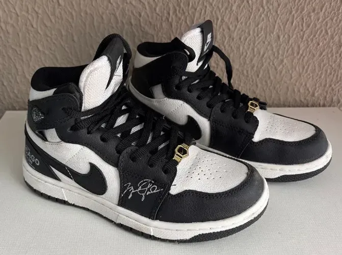 Tenis Nike Cano Alto - Tamanho 35