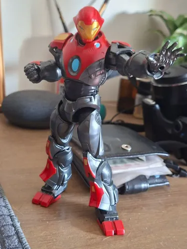 Ultimate Homem De Ferro- Marvel Legends 