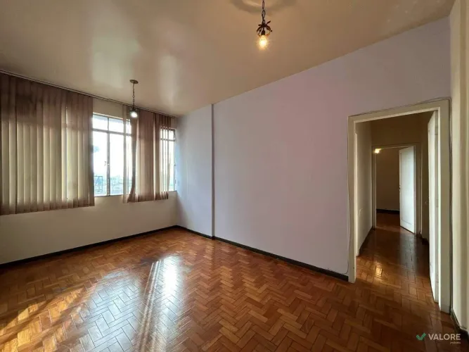 Apartamento à venda, 3 quartos, 97m² de área no Centro.