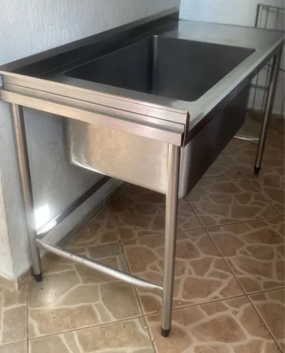 Pia para cozinha industrial/restaurante/lanchonete