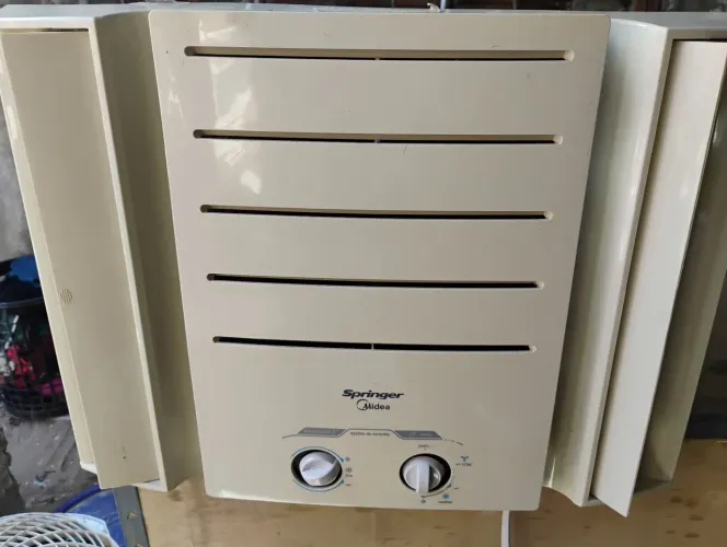 Ar condicionado de janela 7500 BTUs