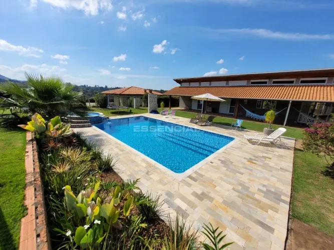 Casa com 3 dormitórios à venda, 237 m² por R$ 1.350.000,00 - Sete Nascentes - Bofete/SP
