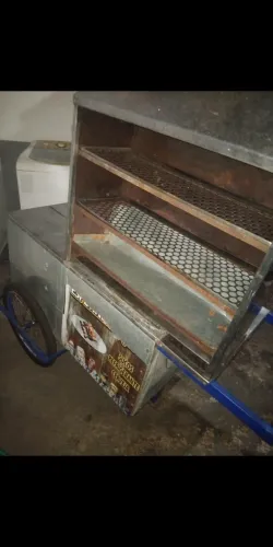 Carrinho de Espetinhos 
